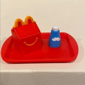 Lil McDonald’s Happy Meal Tray with Milk Jug Toy #15      kids toys
